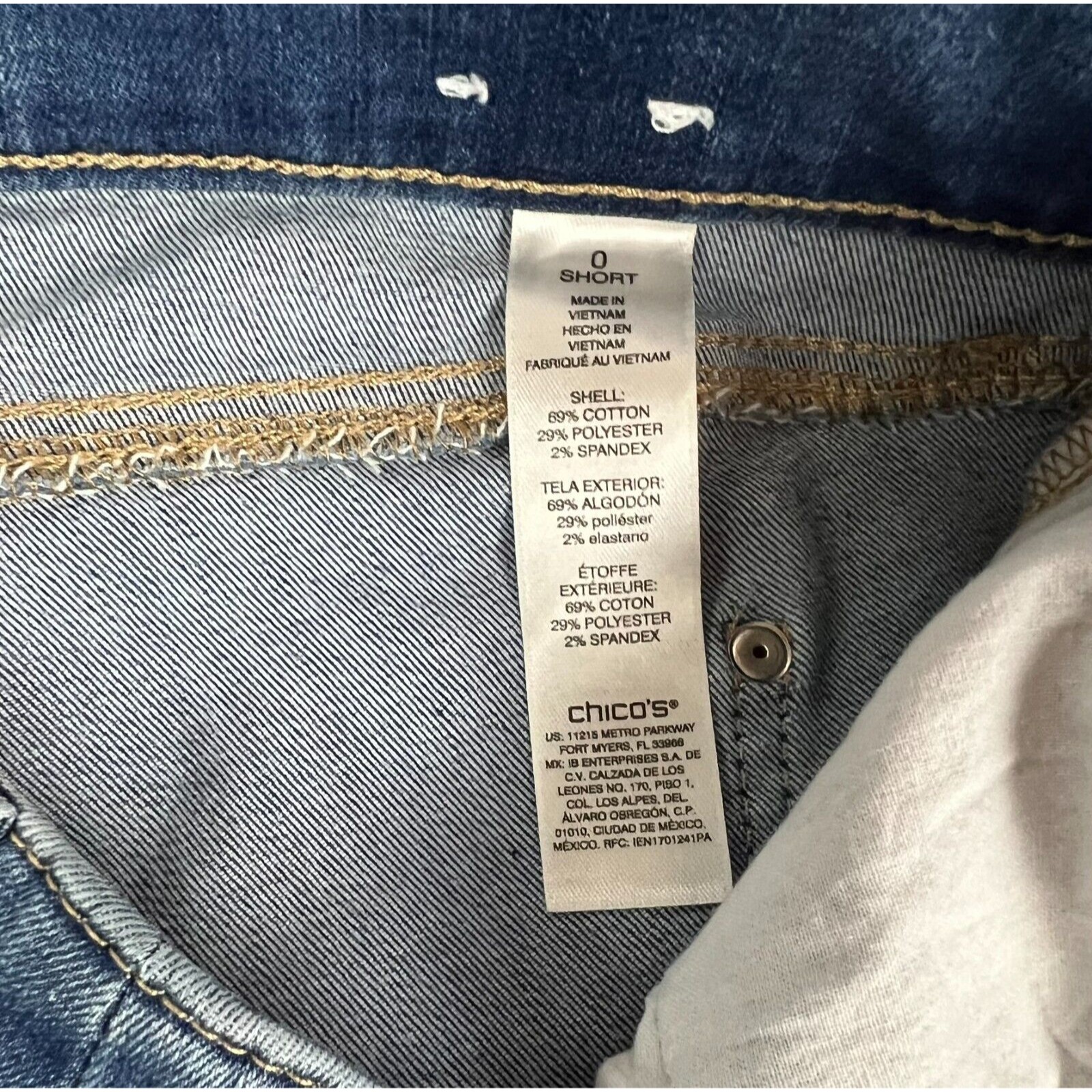 Chico's Mid-Rise Ankle Straight Leg Jeans Size Us 4 Short (Chico's 0s) — image 8 of 8